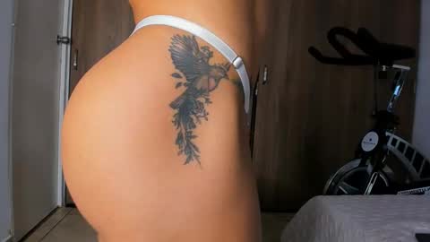 Snapshot of alexiafit chatting on 03-09-25, 12:00 alexiafit online show from 03-09-25, 12:00