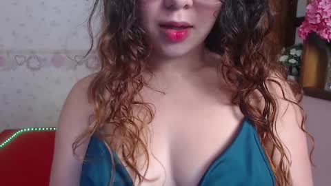 Alexia online show from 02-17-25, 12:16