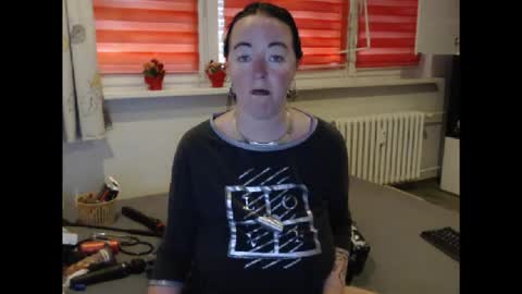 Snapshot of alexie33 chatting on 05-12-26, 07:16 alexie33 online show from 05-12-26, 07:16