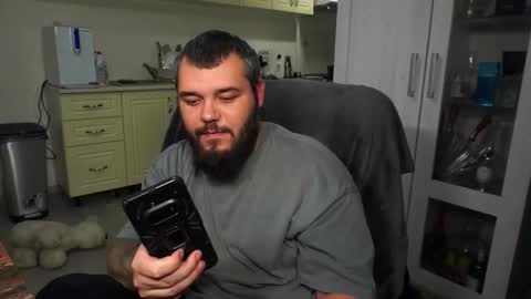 Alex online show from 12-19-25, 09:33