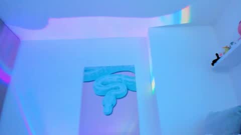 Snapshot of alexis_rosses chatting on 10-16-25, 12:39 Alexiis 3 online show from 10-16-25, 12:39