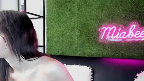 alexisbanx online show from 12-06-24, 03:44