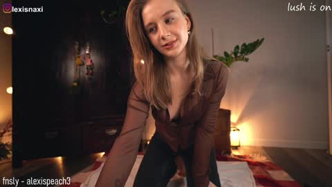 Snapshot of alexispeach chatting on 12-03-24, 09:23 Alexis-- online show from 12-03-24, 09:23