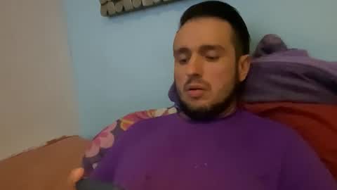 Snapshot of alexitho35 chatting on 10-21-25, 08:15 alexitho35 online show from 10-21-25, 08:15