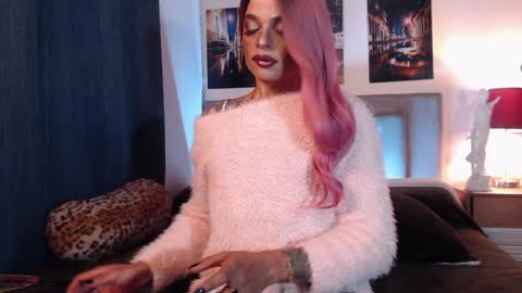 Snapshot of alexjhonsson chatting on 12-19-24, 03:19 Alexjhonsson online show from 12-19-24, 03:19