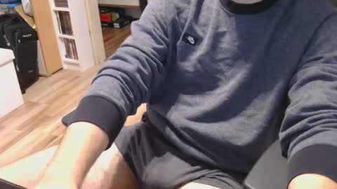 Alex online show from 11-17-25, 06:46