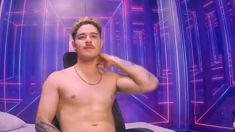 Alex online show from 10-01-25, 07:20