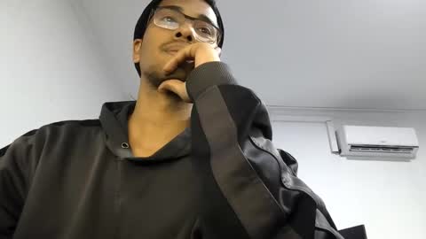 Alex online show from 04-20-26, 07:11