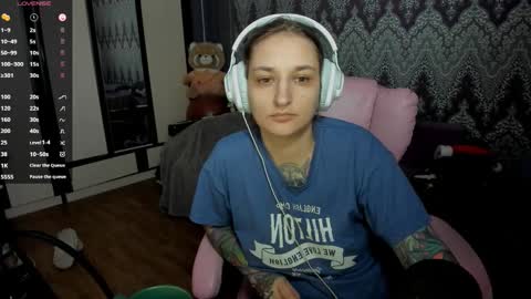 Snapshot of alexracc00n chatting on 01-01-25, 10:35 Alex online show from 01-01-25, 10:35