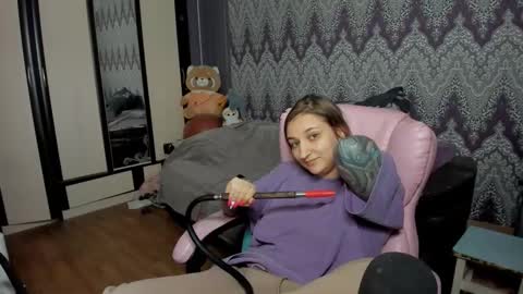 Snapshot of alexracc00n chatting on 01-30-25, 05:17 Alex online show from 01-30-25, 05:17