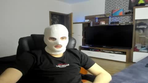 Snapshot of alexs9xtime chatting on 12-13-25, 09:09 alexs9xtime online show from 12-13-25, 09:09