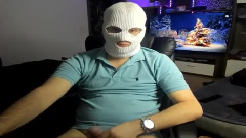 Snapshot of alexs9xtime chatting on 12-17-25, 04:57 alexs9xtime online show from 12-17-25, 04:57