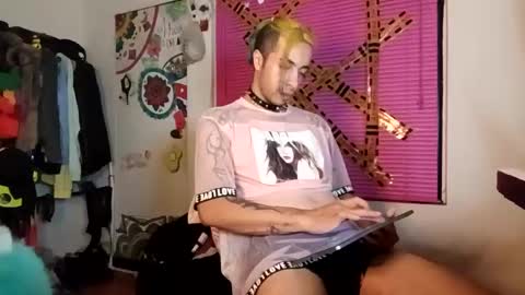 Jhonny online show from 10-26-25, 03:12