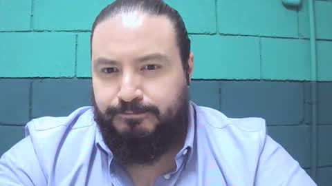 Snapshot of alextambet chatting on 05-05-26, 01:52 alextambet online show from 05-05-26, 01:52