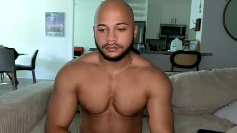 Snapshot of alextbigd chatting on 09-29-25, 02:00 alextbigd online show from 09-29-25, 02:00