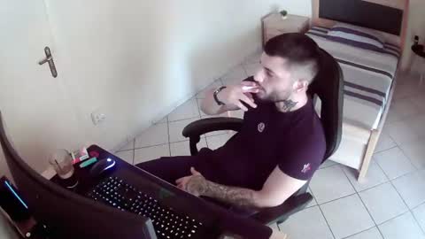 Snapshot of alexthepro00 chatting on 06-16-26, 03:36 alexthepro00 online show from 06-16-26, 03:36
