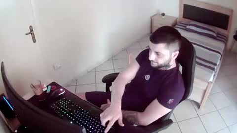 Snapshot of alexthepro00 chatting on 06-17-26, 04:52 alexthepro00 online show from 06-17-26, 04:52