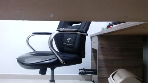 Alex online show from 02-06-25, 01:05