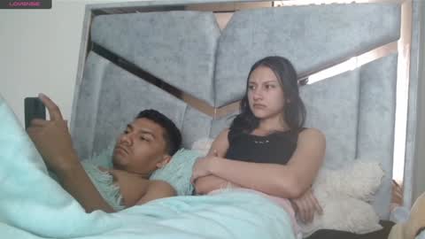 Snapshot of alexvsluisa chatting on 01-27-25, 03:39 alex y luisa online show from 01-27-25, 03:39