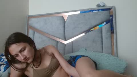 Snapshot of alexvsluisa chatting on 11-04-25, 03:55 alex y luisa online show from 11-04-25, 03:55