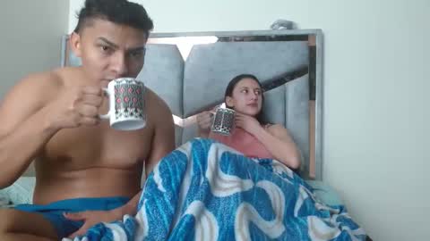 Snapshot of alexvsluisa chatting on 11-29-25, 03:04 alex y luisa online show from 11-29-25, 03:04