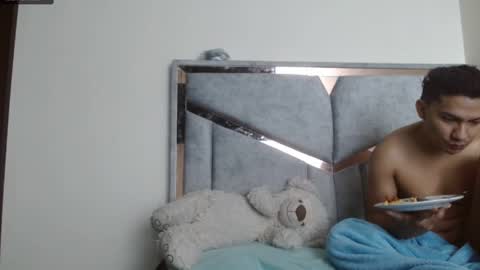 Snapshot of alexvsluisa chatting on 12-01-25, 03:06 alex y luisa online show from 12-01-25, 03:06