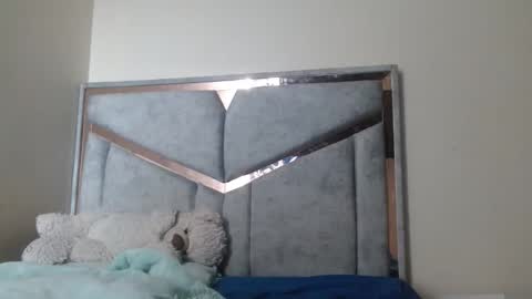 alex y luisa online show from 02-03-26, 04:01