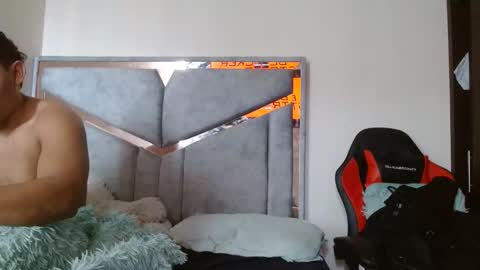 alex y luisa online show from 04-27-26, 03:21