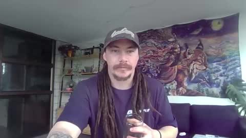 Alex online show from 09-25-25, 04:38