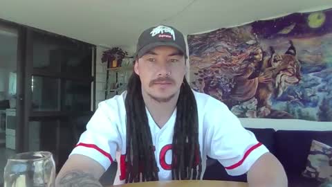 Alex online show from 11-01-25, 01:29