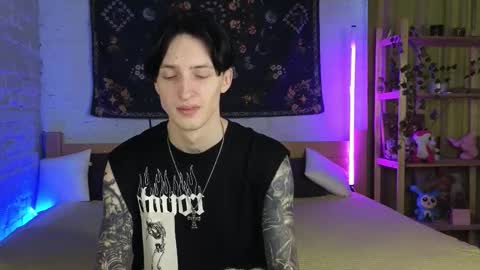 Alex online show from 02-18-26, 03:13