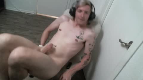 Snapshot of alexxxmic chatting on 10-02-25, 02:46 Alexxxmic online show from 10-02-25, 02:46