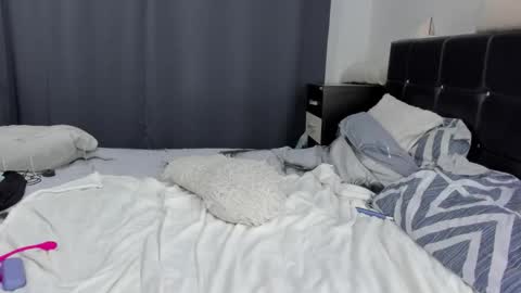 Snapshot of alexysxo chatting on 10-29-25, 10:00 Alexis online show from 10-29-25, 10:00