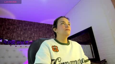 alezzafox__ online show from 10-13-25, 06:46