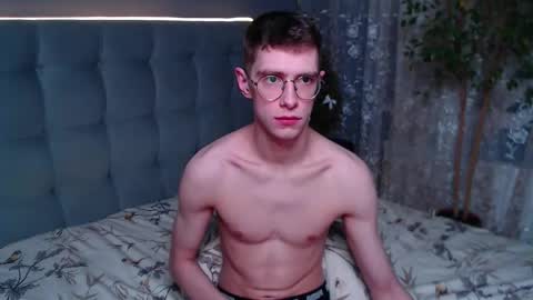 Snapshot of alfie_evanss chatting on 01-11-26, 03:33 Alfie online show from 01-11-26, 03:33