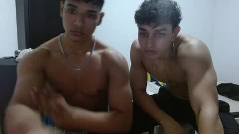 Snapshot of alfred_cantillo chatting on 11-14-25, 06:01 alfred_cantillo online show from 11-14-25, 06:01