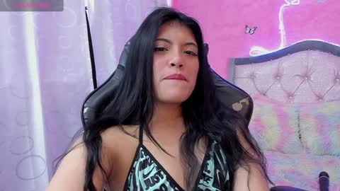 Snapshot of alfresii_rivera chatting on 01-07-25, 05:42 Carolina Join The Fan Club  online show from 01-07-25, 05:42