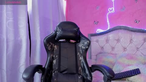 Snapshot of alfresii_rivera chatting on 01-24-25, 03:55 Carolina Join The Fan Club  online show from 01-24-25, 03:55