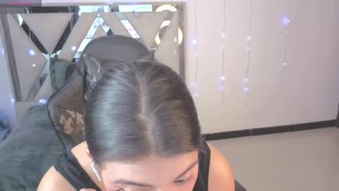 Carolina Join The Fan Club  online show from 01-11-26, 01:32