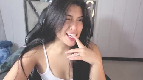 Carolina Join The Fan Club  online show from 03-16-26, 01:00