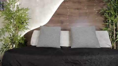 Ali online show from 12-18-25, 12:11