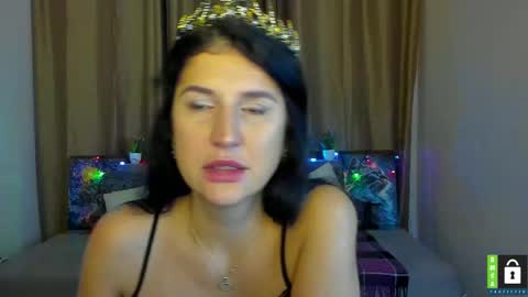 Alianna online show from 11-25-25, 06:35