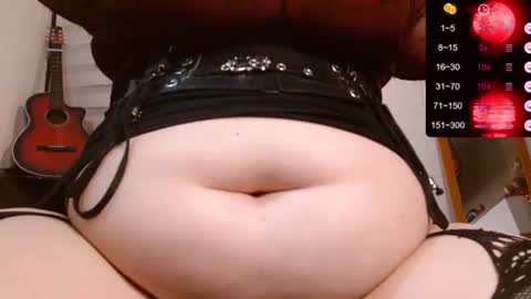 Snapshot of alicce_moon_ chatting on 06-11-26, 02:53 online show from 06-11-26, 02:53