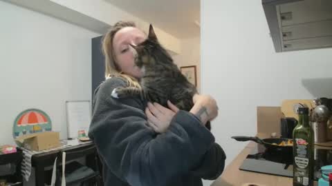 Snapshot of alice8363 chatting on 12-08-24, 07:11 Alice online show from 12-08-24, 07:11