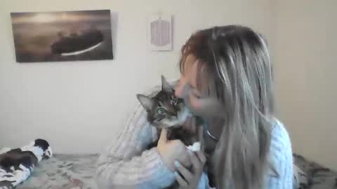 Snapshot of alice8363 chatting on 01-04-25, 08:49 Alice online show from 01-04-25, 08:49