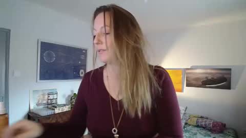 Snapshot of alice8363 chatting on 11-02-25, 09:11 Alice online show from 11-02-25, 09:11