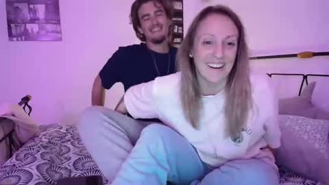 Snapshot of alice8363 chatting on 11-03-25, 04:19 Alice online show from 11-03-25, 04:19