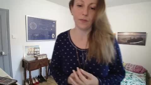 Snapshot of alice8363 chatting on 11-16-25, 08:31 Alice online show from 11-16-25, 08:31