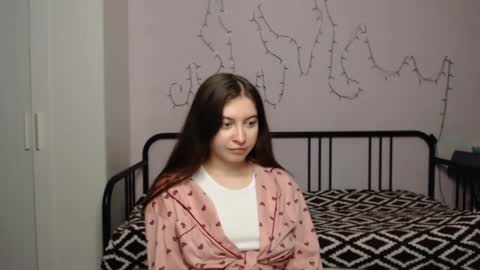 Alice online show from 01-10-25, 02:55