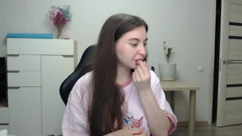 Alice online show from 11-03-25, 05:47